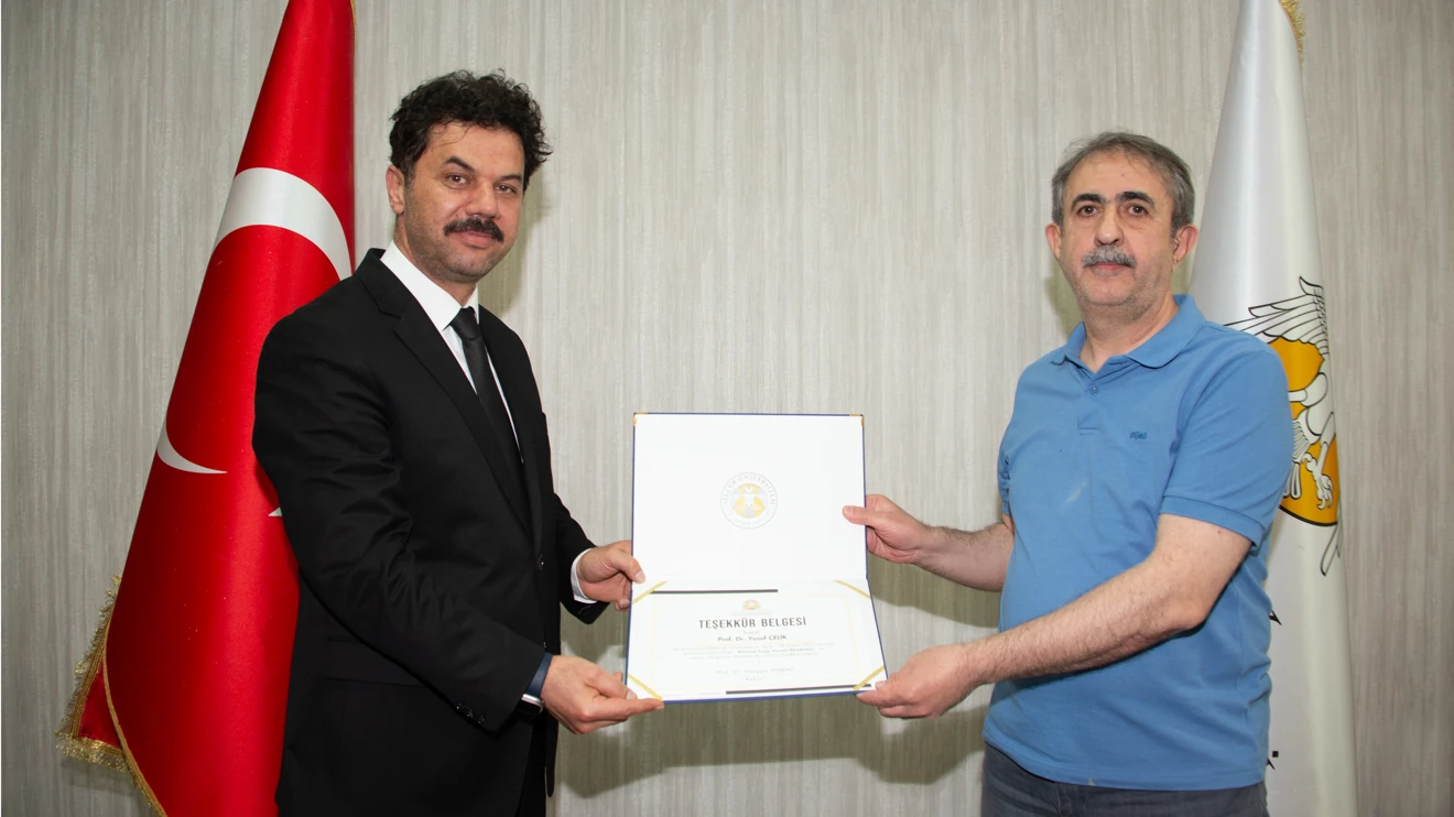 Rektör Yılmaz’dan proje eğitimlerine katkı sağlayan akademisyenlere teşekkür